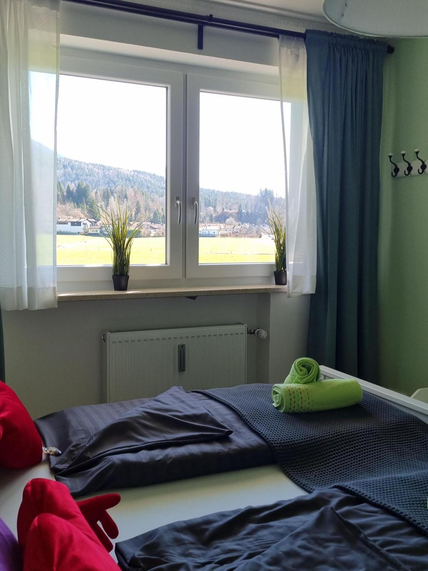 Ferienwohnungen Am Alpenrand Siegsdorf Exterior photo